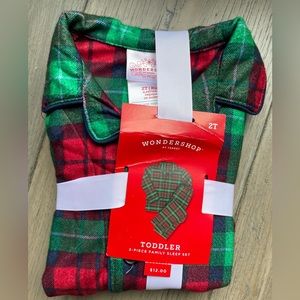 Wondershop matching family pajama set